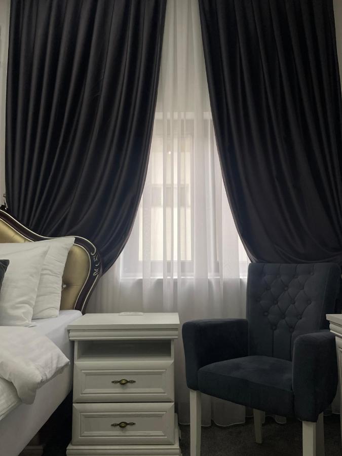 Hotel Palace Velika Kladusa Exterior photo